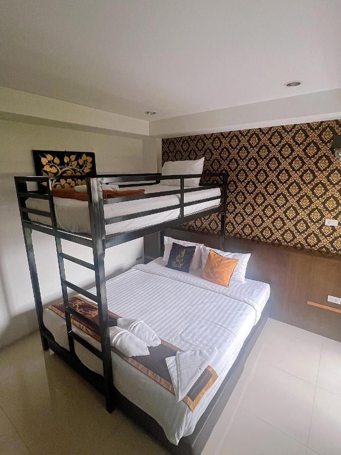 Adamaz House Hotel Bangkok Buitenkant foto