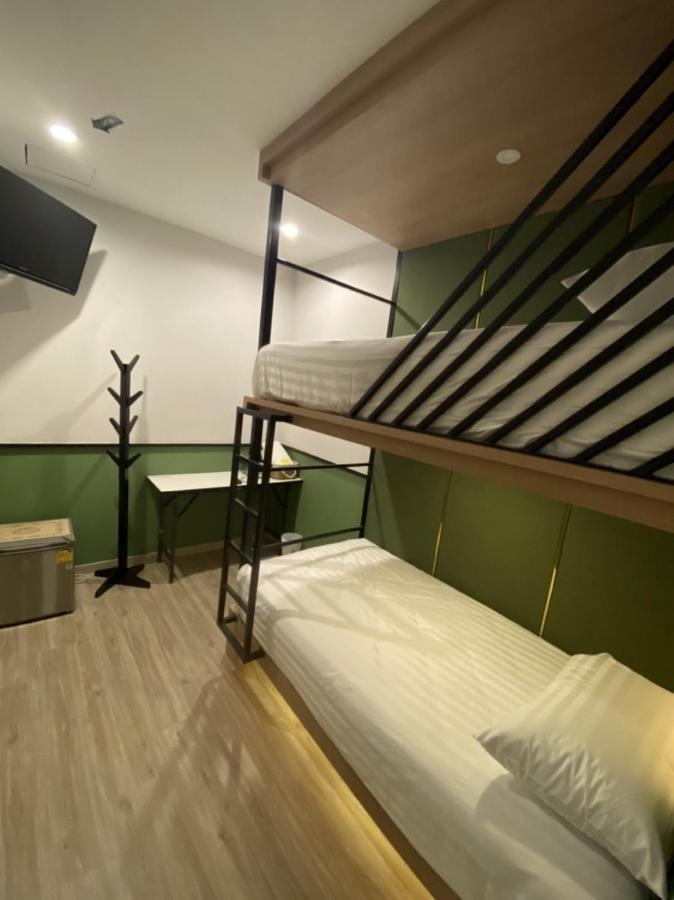 Adamaz House Hotel Bangkok Buitenkant foto